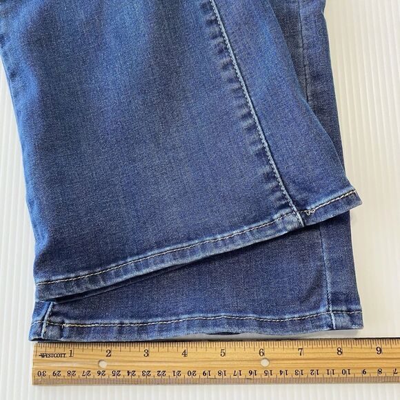 Levi's Curvy Bootcut Women's Mid Rise Blue Denim Jeans size 30x30 - Picture 8 of 10